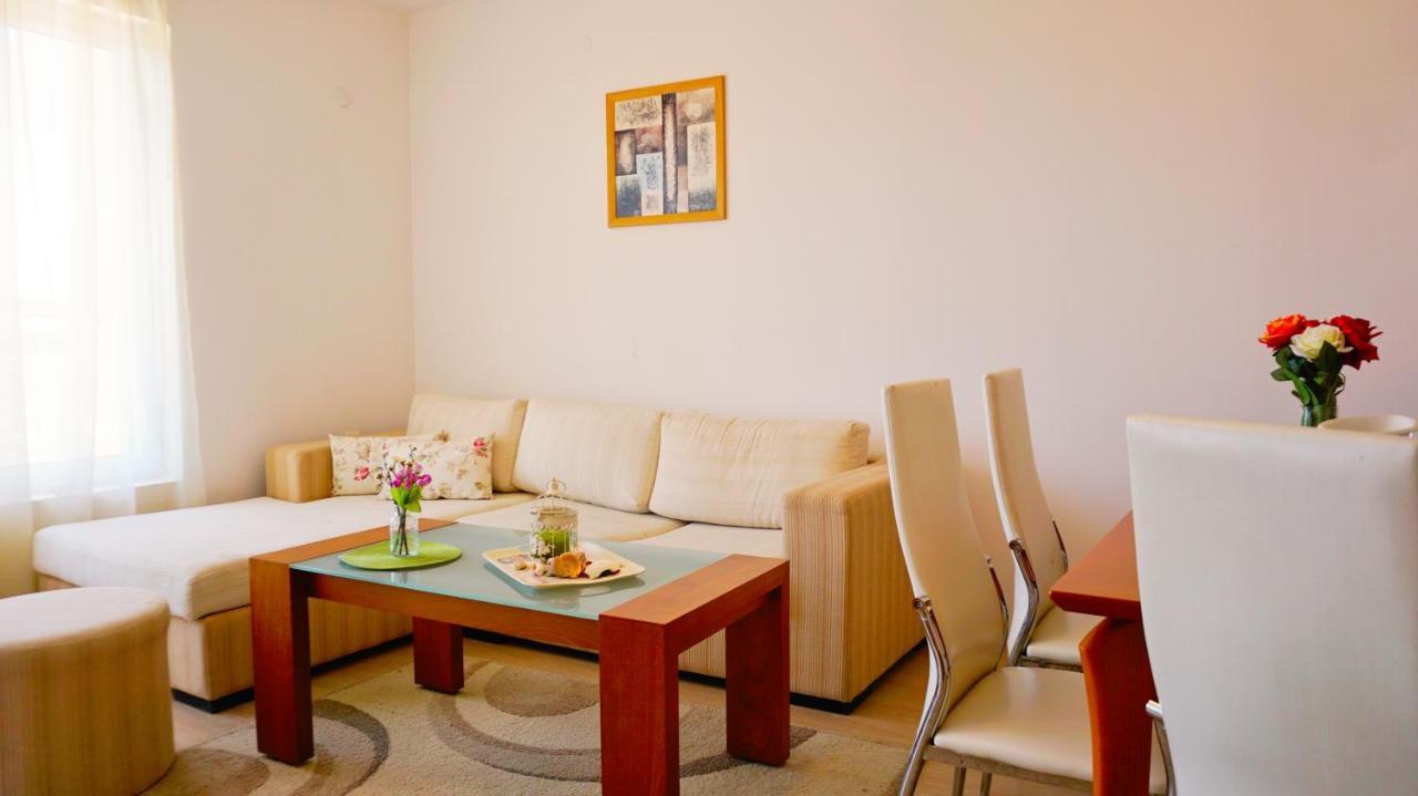 Apartment Marina Residence - Апартамент Марина Резидънс Kavarna Kültér fotó