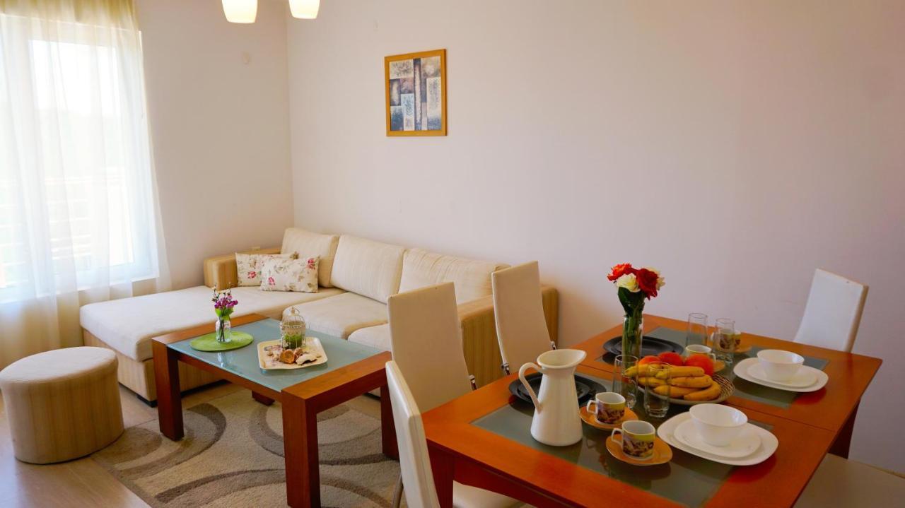 Apartment Marina Residence - Апартамент Марина Резидънс Kavarna Kültér fotó