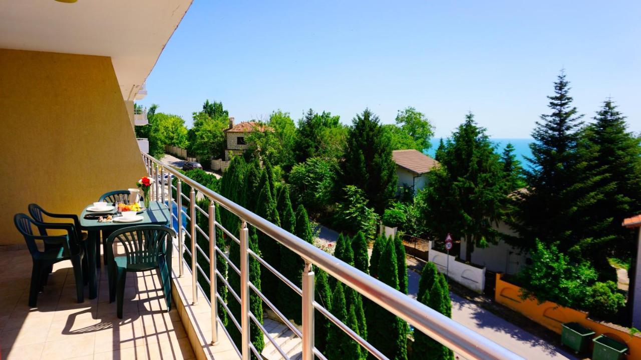 Apartment Marina Residence - Апартамент Марина Резидънс Kavarna Kültér fotó