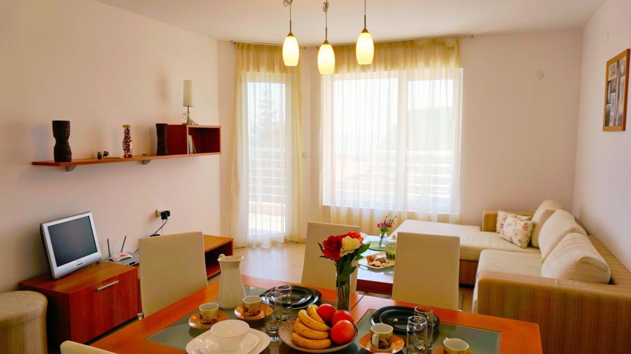Apartment Marina Residence - Апартамент Марина Резидънс Kavarna Kültér fotó