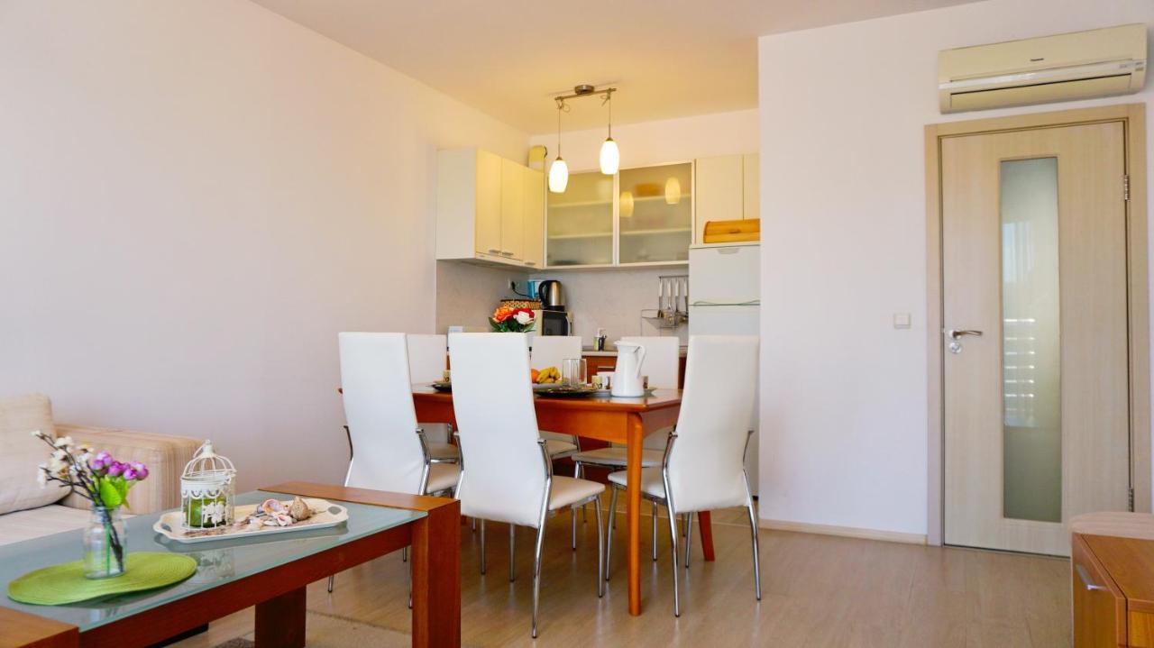 Apartment Marina Residence - Апартамент Марина Резидънс Kavarna Kültér fotó