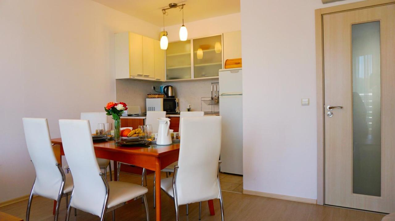 Apartment Marina Residence - Апартамент Марина Резидънс Kavarna Kültér fotó