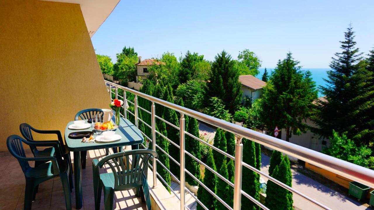 Apartment Marina Residence - Апартамент Марина Резидънс Kavarna Kültér fotó
